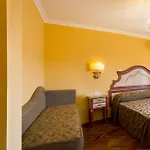 Palazzo Guardati Отель 4*