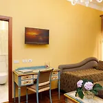 Palazzo Guardati 4* Сорренто