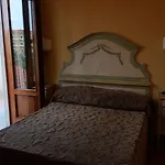 Palazzo Guardati 4* Сорренто