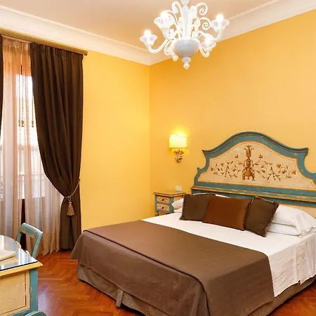 מלון Palazzo Guardati 4*