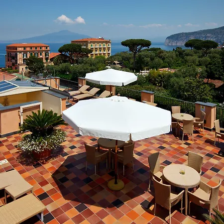 Palazzo Guardati 4* סורנטו