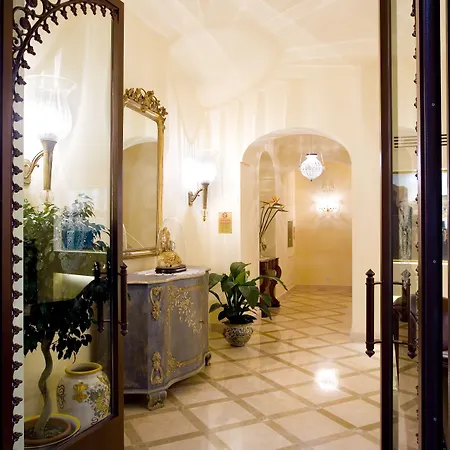 Palazzo Guardati 4* סורנטו