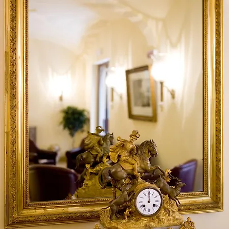 Palazzo Guardati מלון סורנטו