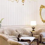 Palazzo Guardati Hotel