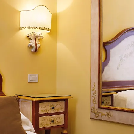 Palazzo Guardati 4*