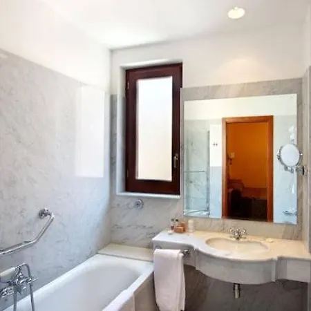 Hotel Palazzo Guardati 4*